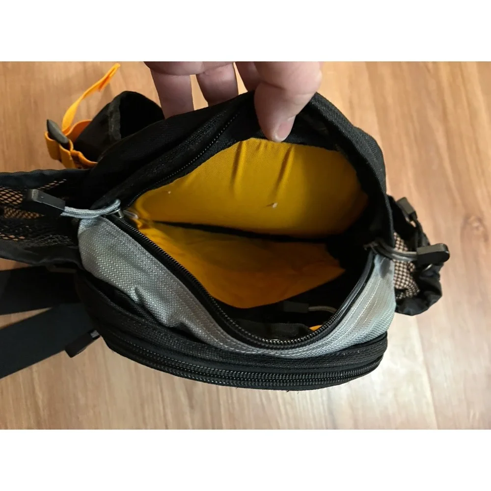 Marmot Walkabout Hip Belt Crossbody Bag Hiking‎ Travel Fanny Pack